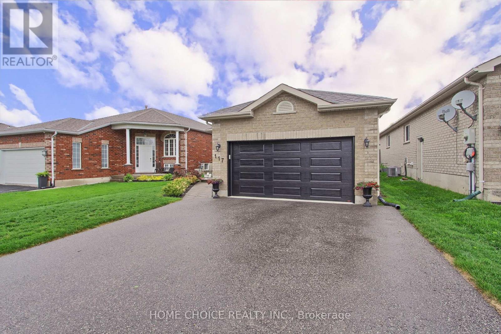 117 Monique Crescent W, Barrie (East Bayfield), Ontario  L4M 6Y5 - Photo 5 - S12176324