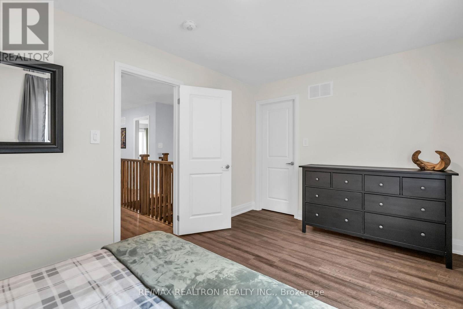 99 Franklin Trail, Barrie, Ontario  L9J 0J1 - Photo 36 - S12176359