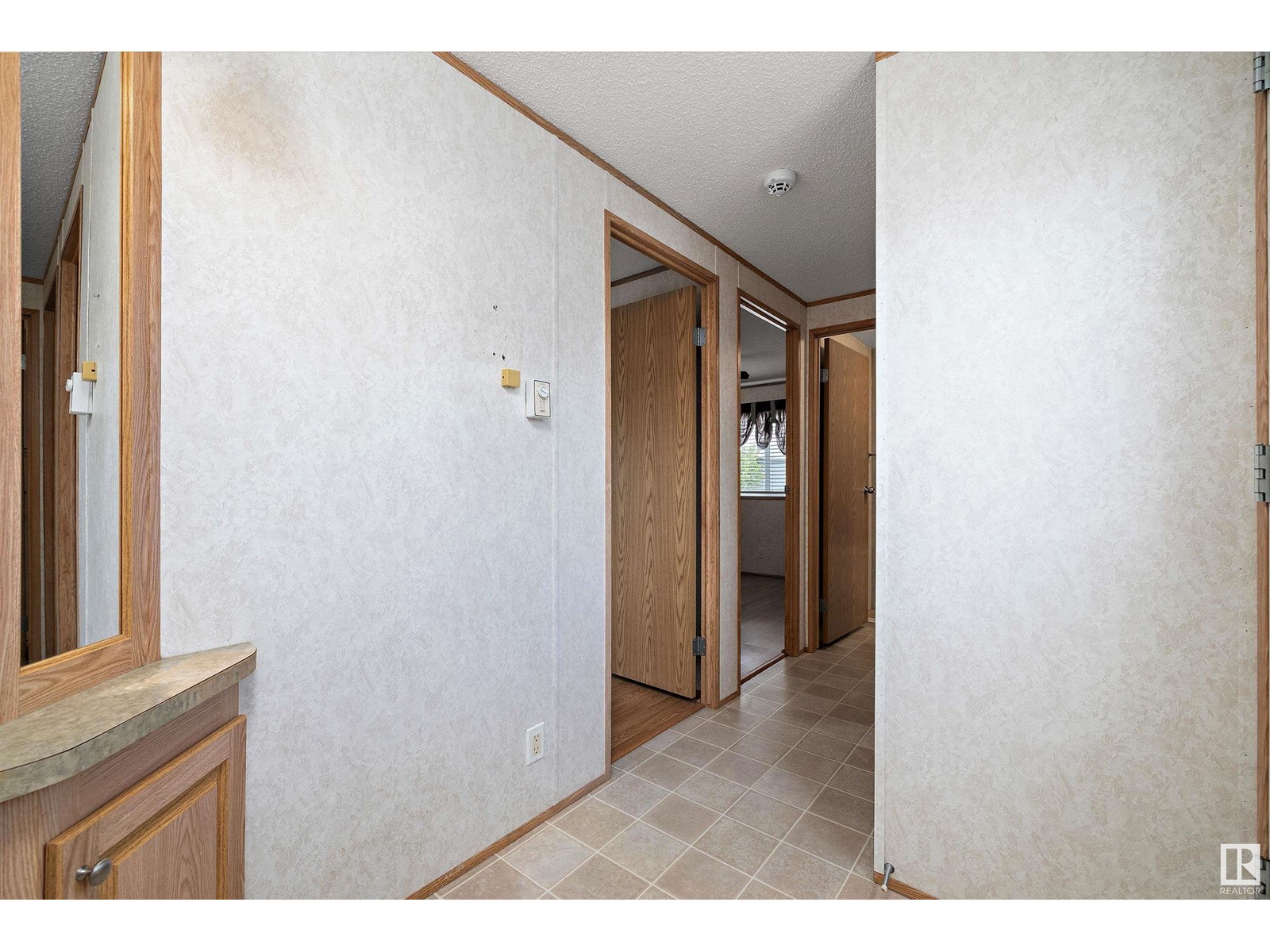 511 Maple Wood Cr Nw, Edmonton, Alberta  T6P 0B1 - Photo 15 - E4438729