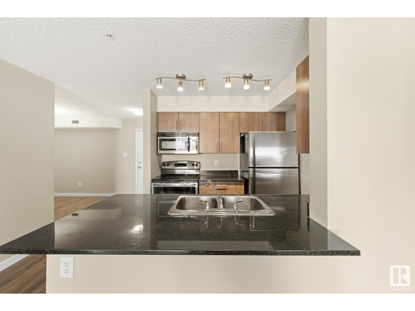 11803 22 Av Sw, Edmonton, Alberta  T6W 2R9 - Photo 12 - E4438724