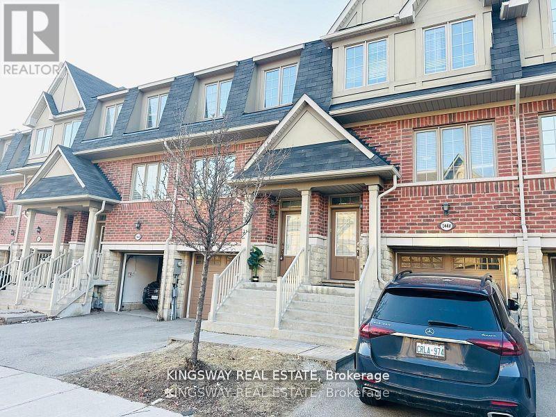 1442 Granrock Crescent, Mississauga, Ontario  L5V 0E1 - Photo 2 - W12176079