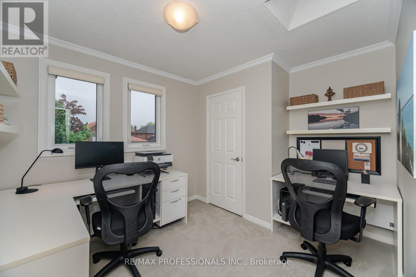 70 Kenpark Avenue, Brampton (Snelgrove), Ontario  L6Z 3K4 - Photo 32 - W12176088