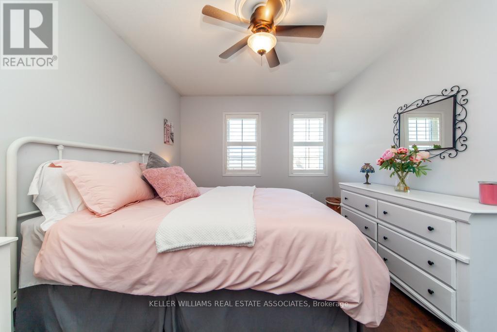115 Niagara Trail, Halton Hills, Ontario  L7G 0A6 - Photo 14 - W12176131