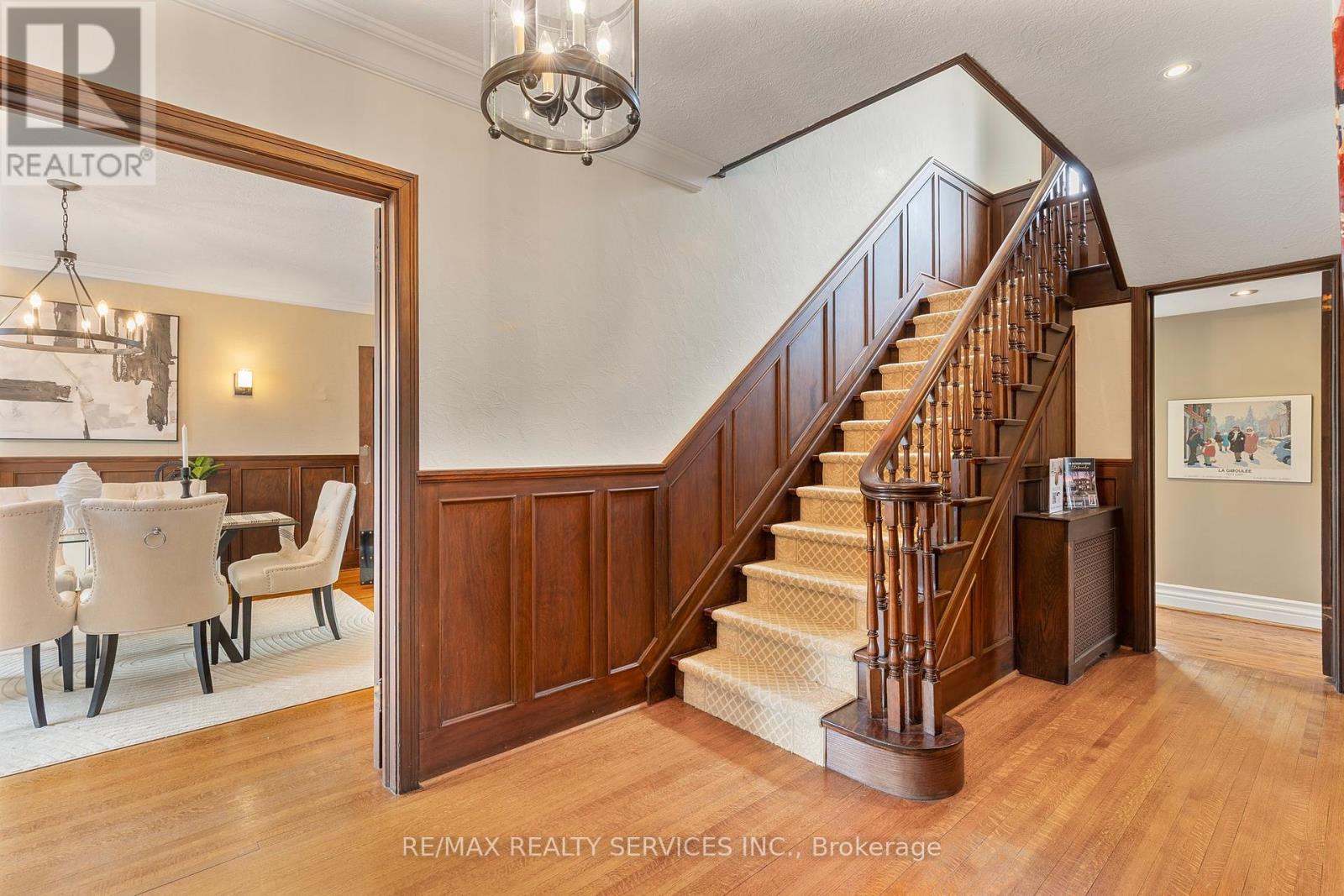 80 Jackson Avenue, Toronto, Ontario  M8X 2J8 - Photo 10 - W12169940