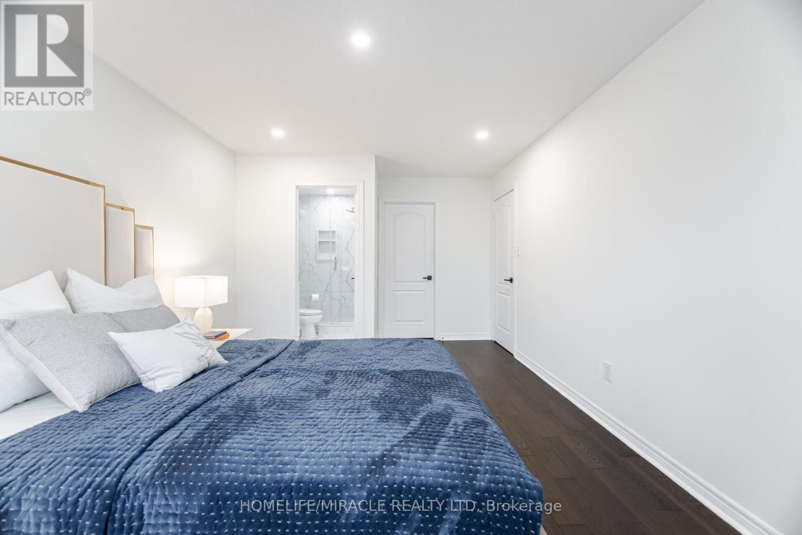 3278 Paul Henderson Drive, Mississauga, Ontario  L5M 0H3 - Photo 29 - W12176173