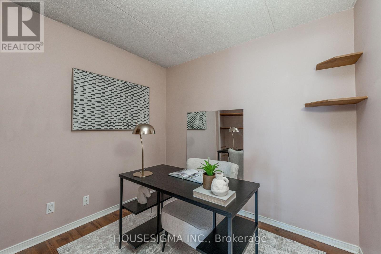 117 - 2010 Cleaver Avenue, Burlington, Ontario  L7M 4C1 - Photo 14 - W12176193