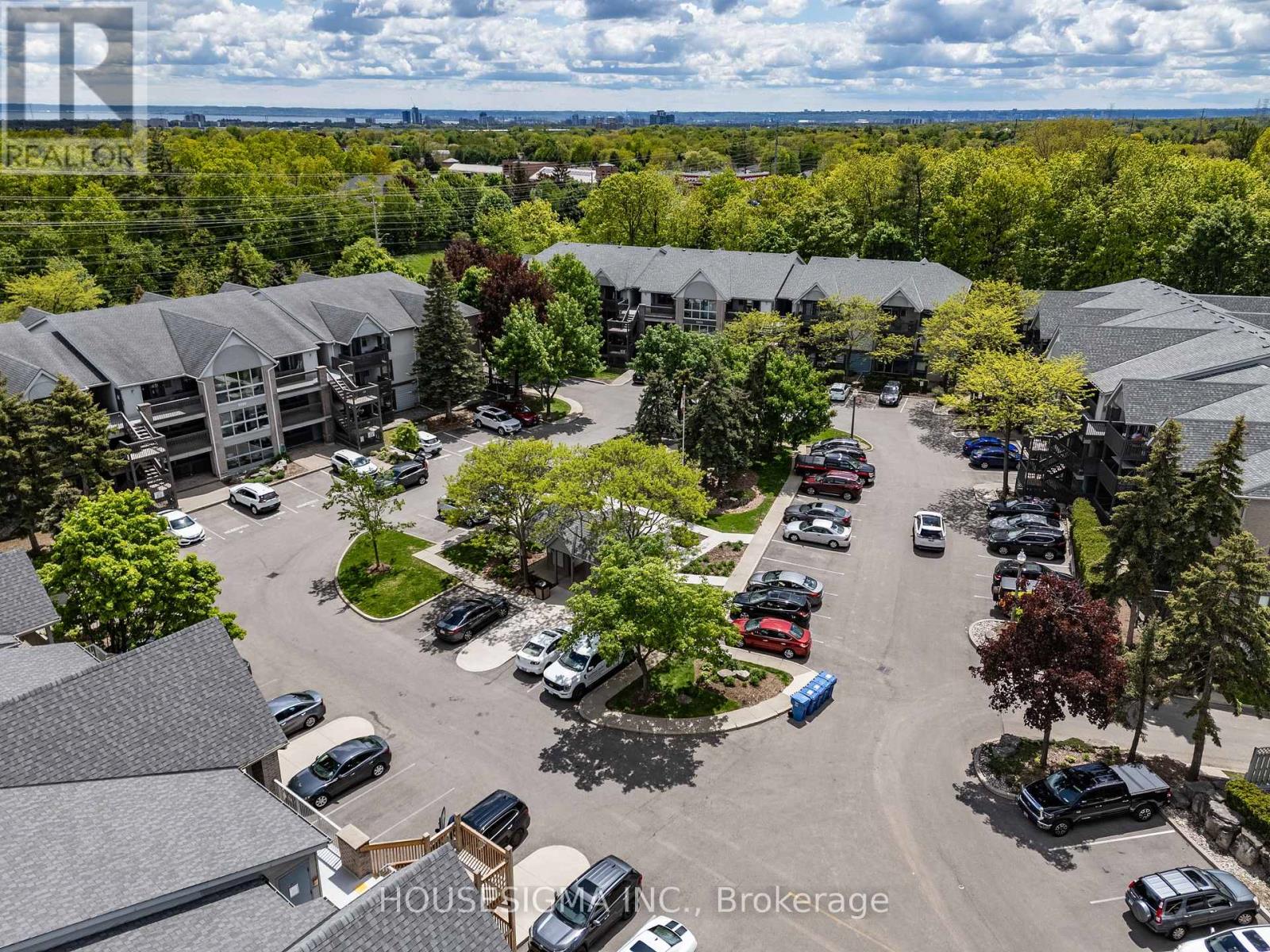 117 - 2010 Cleaver Avenue, Burlington, Ontario  L7M 4C1 - Photo 28 - W12176193