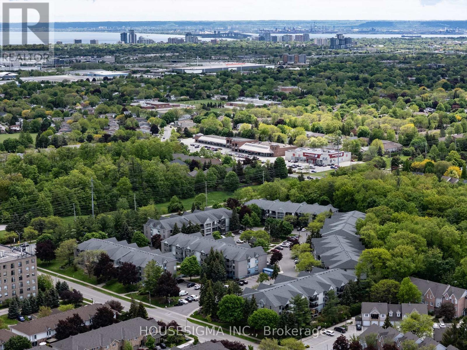 117 - 2010 Cleaver Avenue, Burlington, Ontario  L7M 4C1 - Photo 32 - W12176193