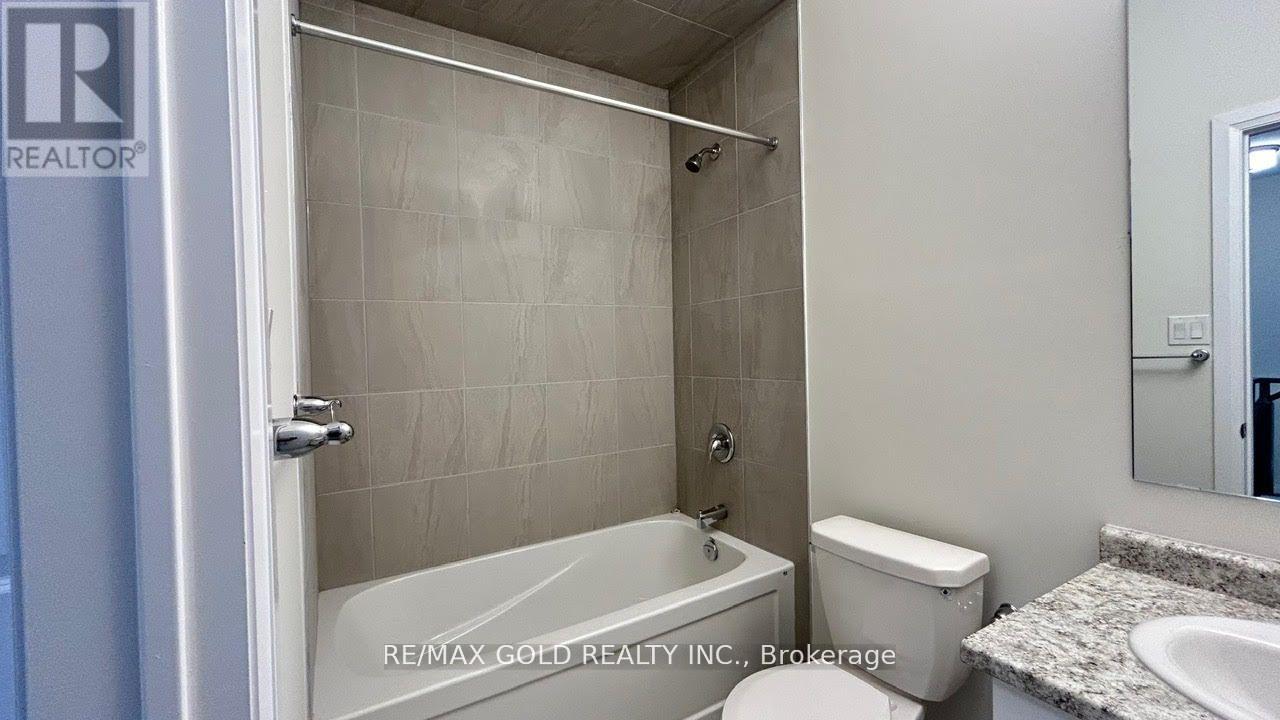 36 - 35 Fieldridge Crescent, Brampton, Ontario  L6R 4G6 - Photo 24 - W12176195