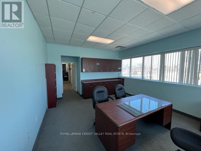 202a - 1625 Albion Road, Toronto, Ontario  M9V 5H8 - Photo 9 - W12176235
