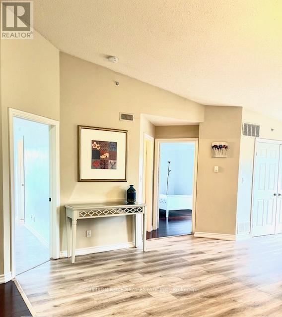 410 - 1480 Bishops Gate, Oakville, Ontario  L6M 4N4 - Photo 7 - W12176250
