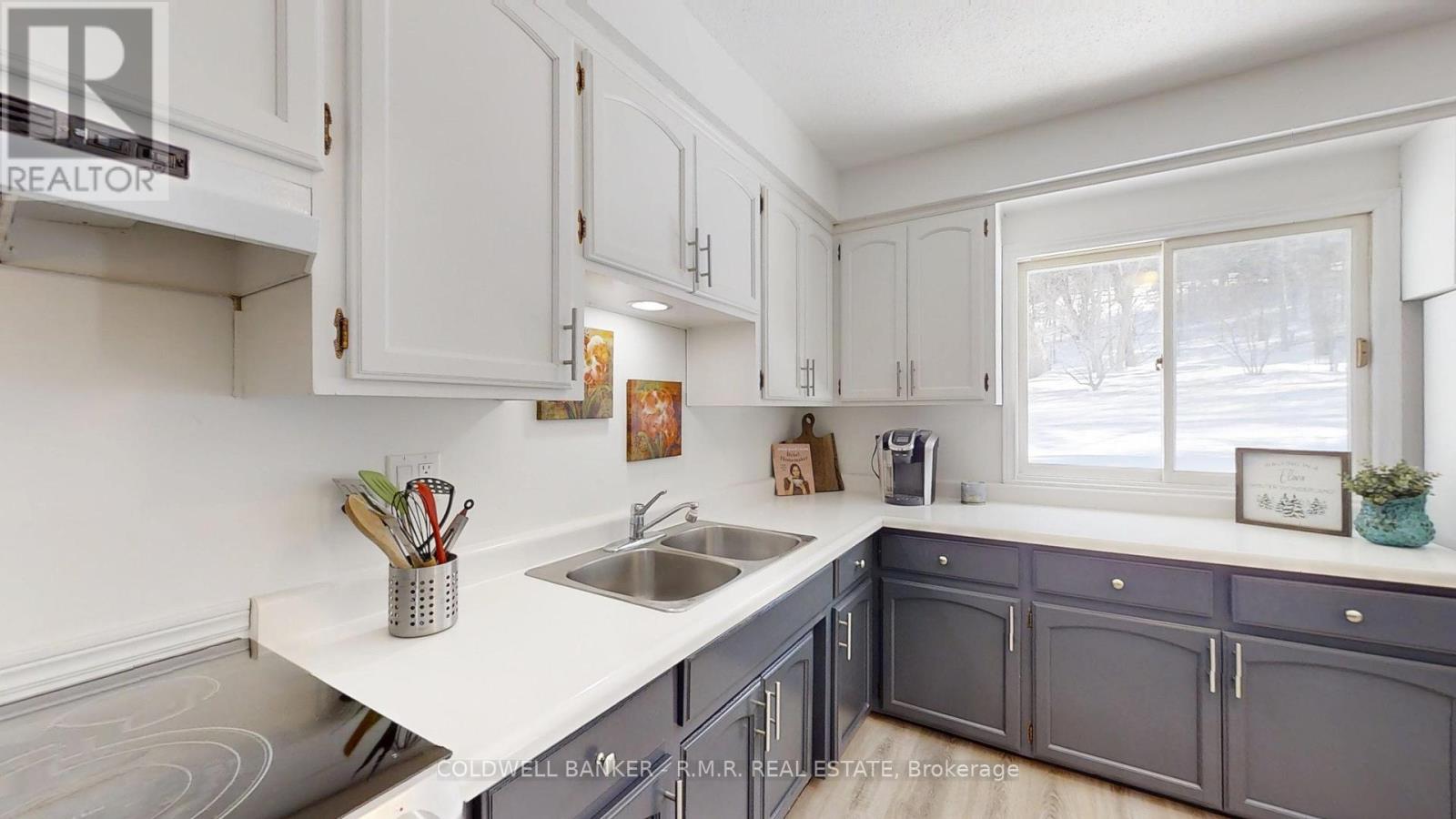 101 Water Street E, Centre Wellington (Elora/salem), Ontario  N0B 1S0 - Photo 11 - X12010816