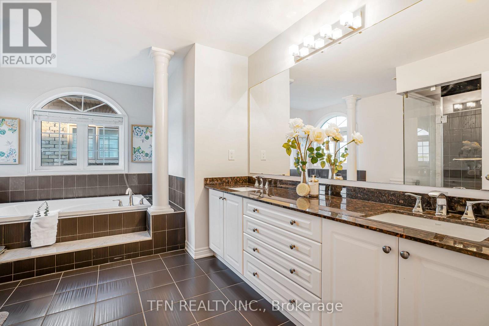 3117 Velebit Park Boulevard, Burlington (Alton), Ontario  L7M 0M1 - Photo 12 - W12176333