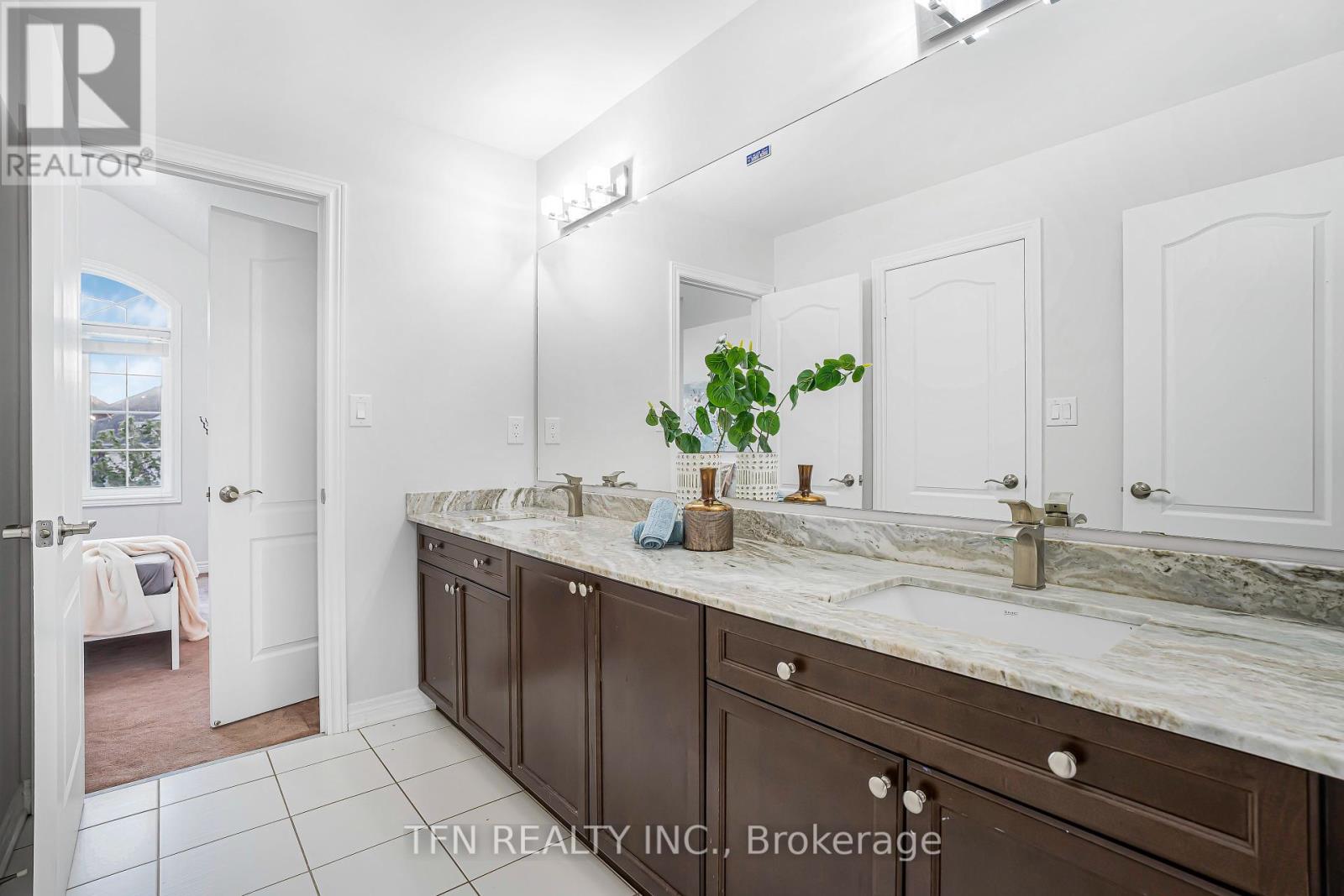 3117 Velebit Park Boulevard, Burlington, Ontario  L7M 0M1 - Photo 16 - W12176333