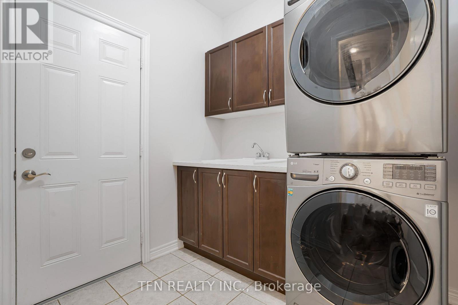 3117 Velebit Park Boulevard, Burlington, Ontario  L7M 0M1 - Photo 18 - W12176333