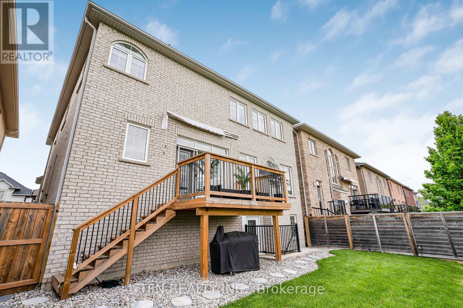 3117 Velebit Park Boulevard, Burlington, Ontario  L7M 0M1 - Photo 20 - W12176333