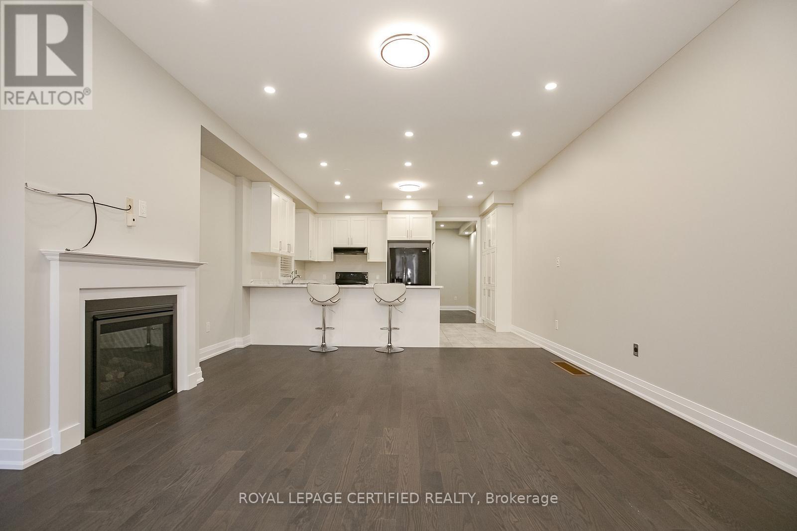 32 Dalbeattie Drive, Brampton, Ontario  L6Y 6H6 - Photo 13 - W12176352