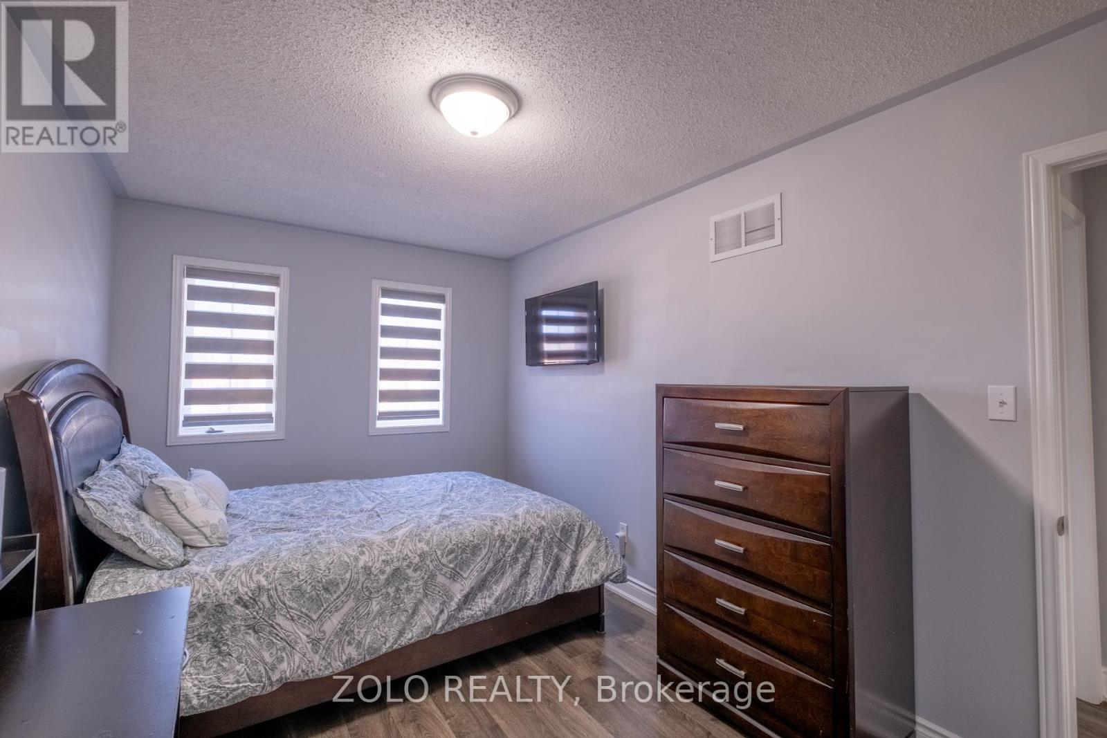 16 Flatfield Way, Brampton, Ontario  L6P 1N7 - Photo 16 - W12176376