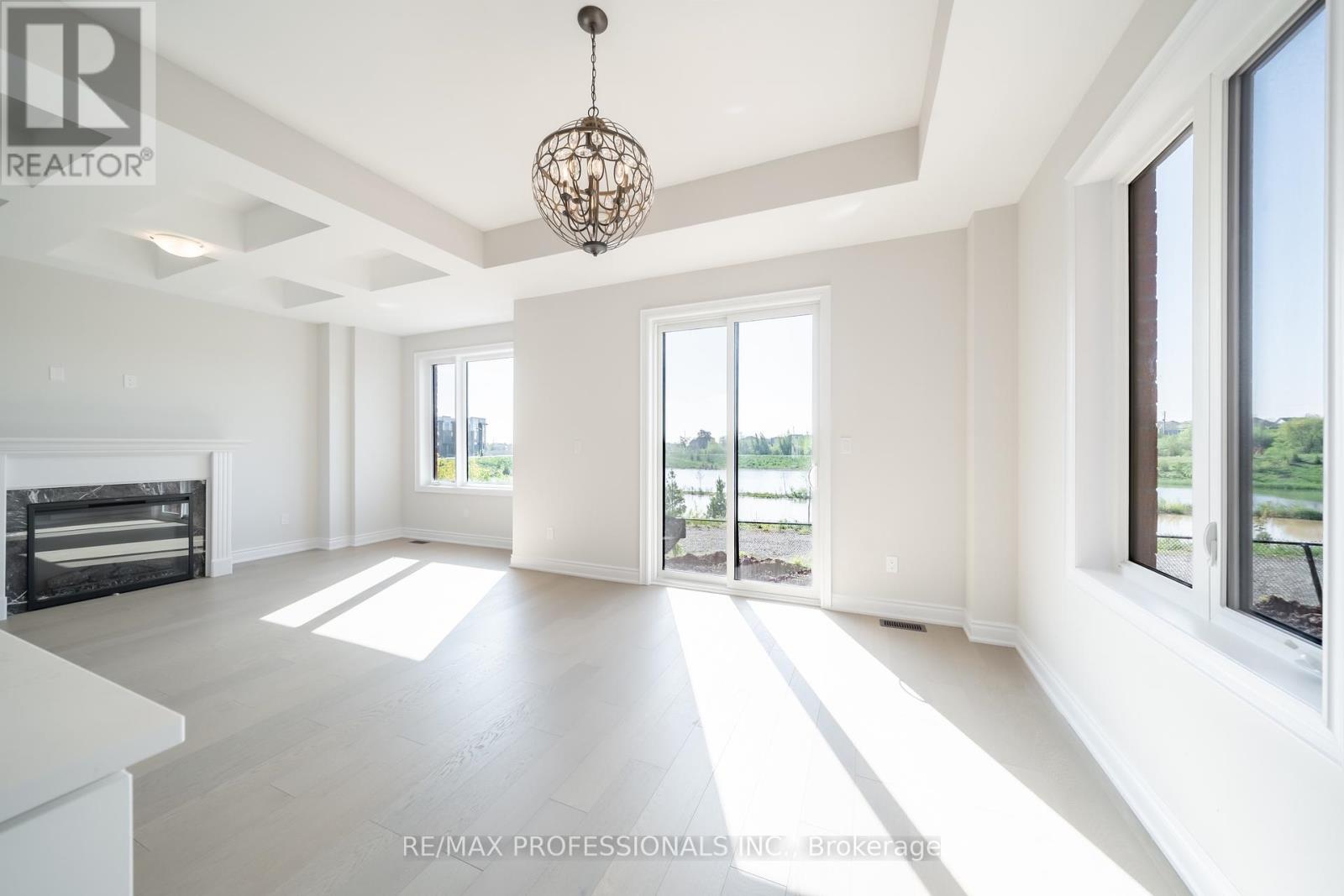 1304 Anthonia Trail, Oakville, Ontario  L6H 7Y6 - Photo 10 - W12176397