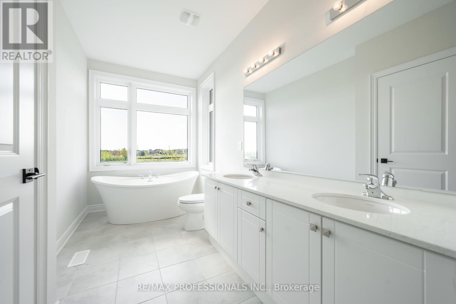 1304 Anthonia Trail, Oakville, Ontario  L6H 7Y6 - Photo 22 - W12176397