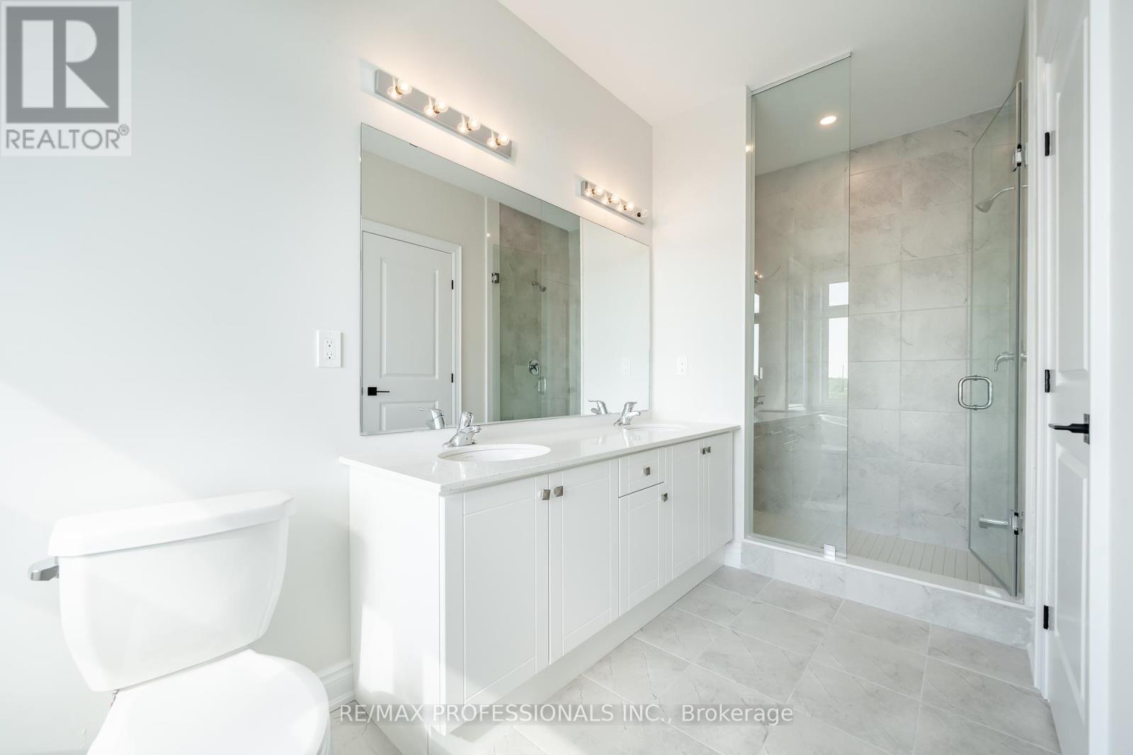 1304 Anthonia Trail, Oakville, Ontario  L6H 7Y6 - Photo 23 - W12176397