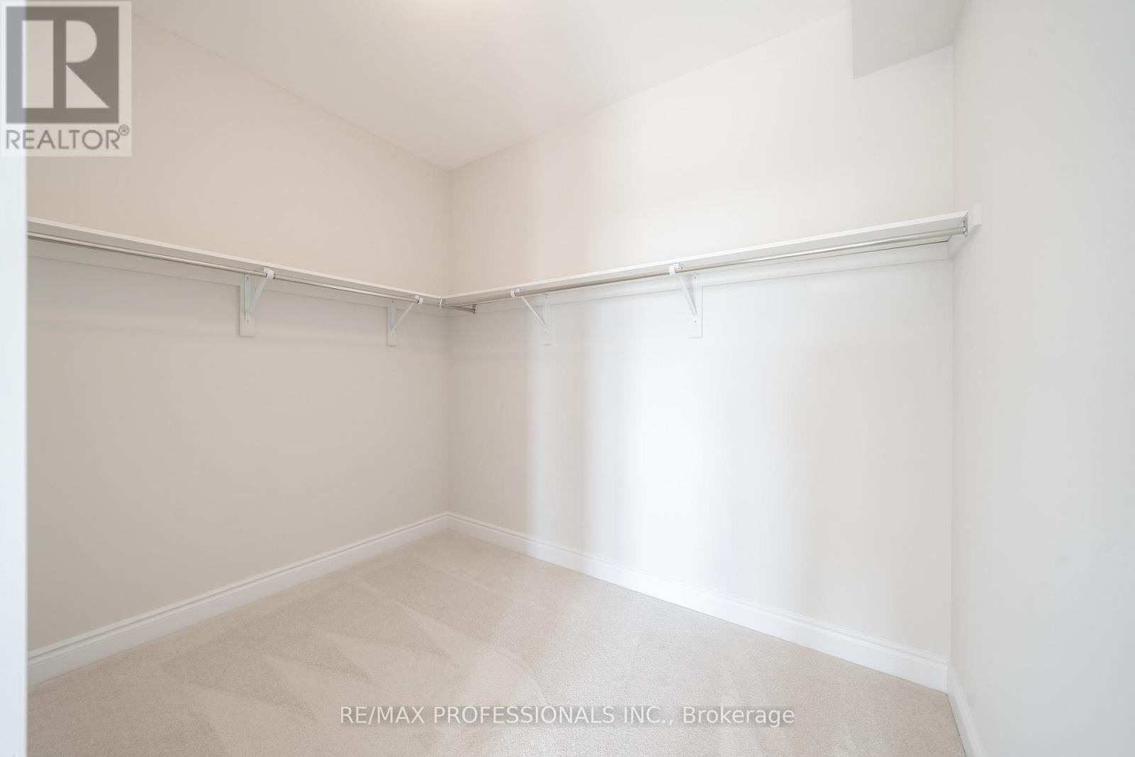 1304 Anthonia Trail, Oakville, Ontario  L6H 7Y6 - Photo 25 - W12176397