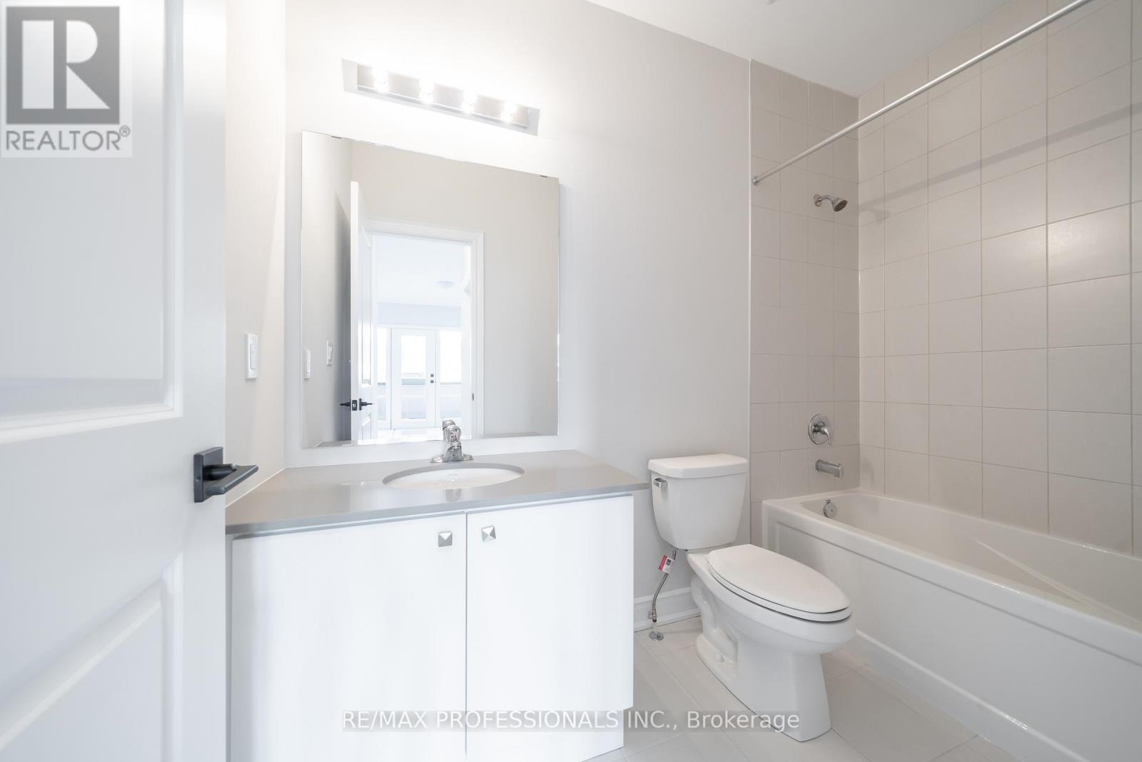1304 Anthonia Trail, Oakville, Ontario  L6H 7Y6 - Photo 40 - W12176397