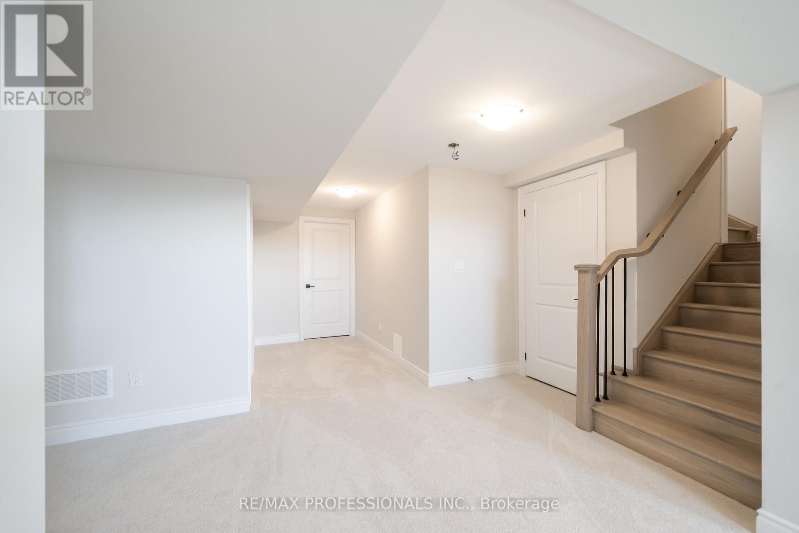 1304 Anthonia Trail, Oakville, Ontario  L6H 7Y6 - Photo 41 - W12176397