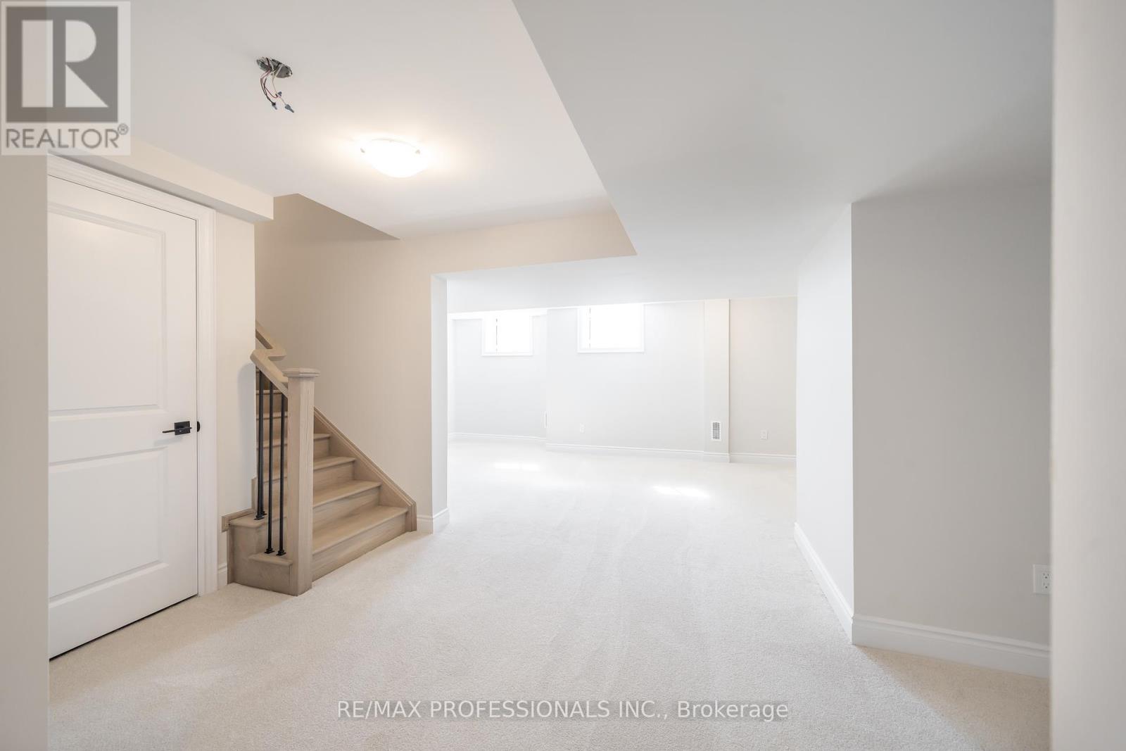 1304 Anthonia Trail, Oakville, Ontario  L6H 7Y6 - Photo 42 - W12176397