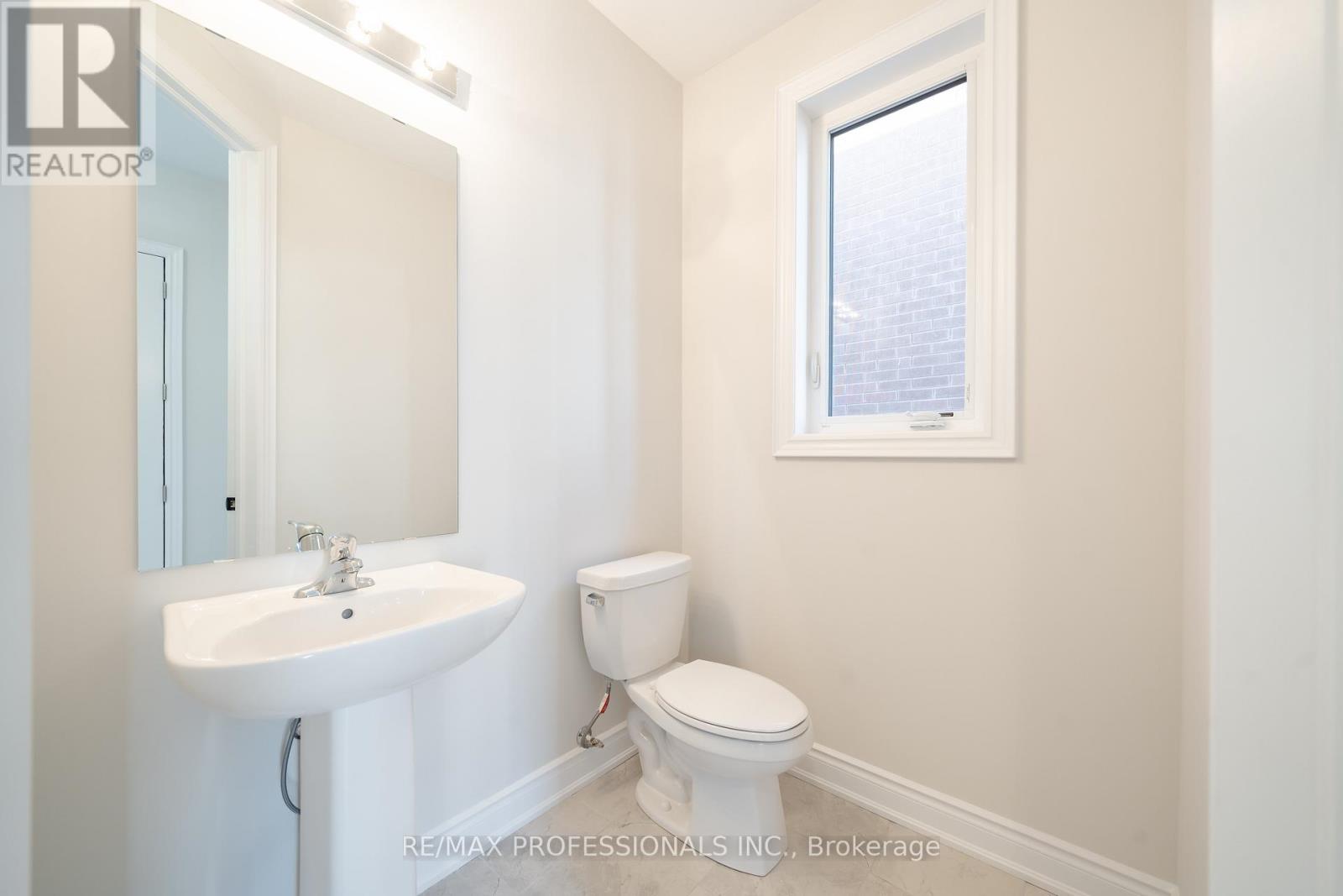 1304 Anthonia Trail, Oakville, Ontario  L6H 7Y6 - Photo 7 - W12176397