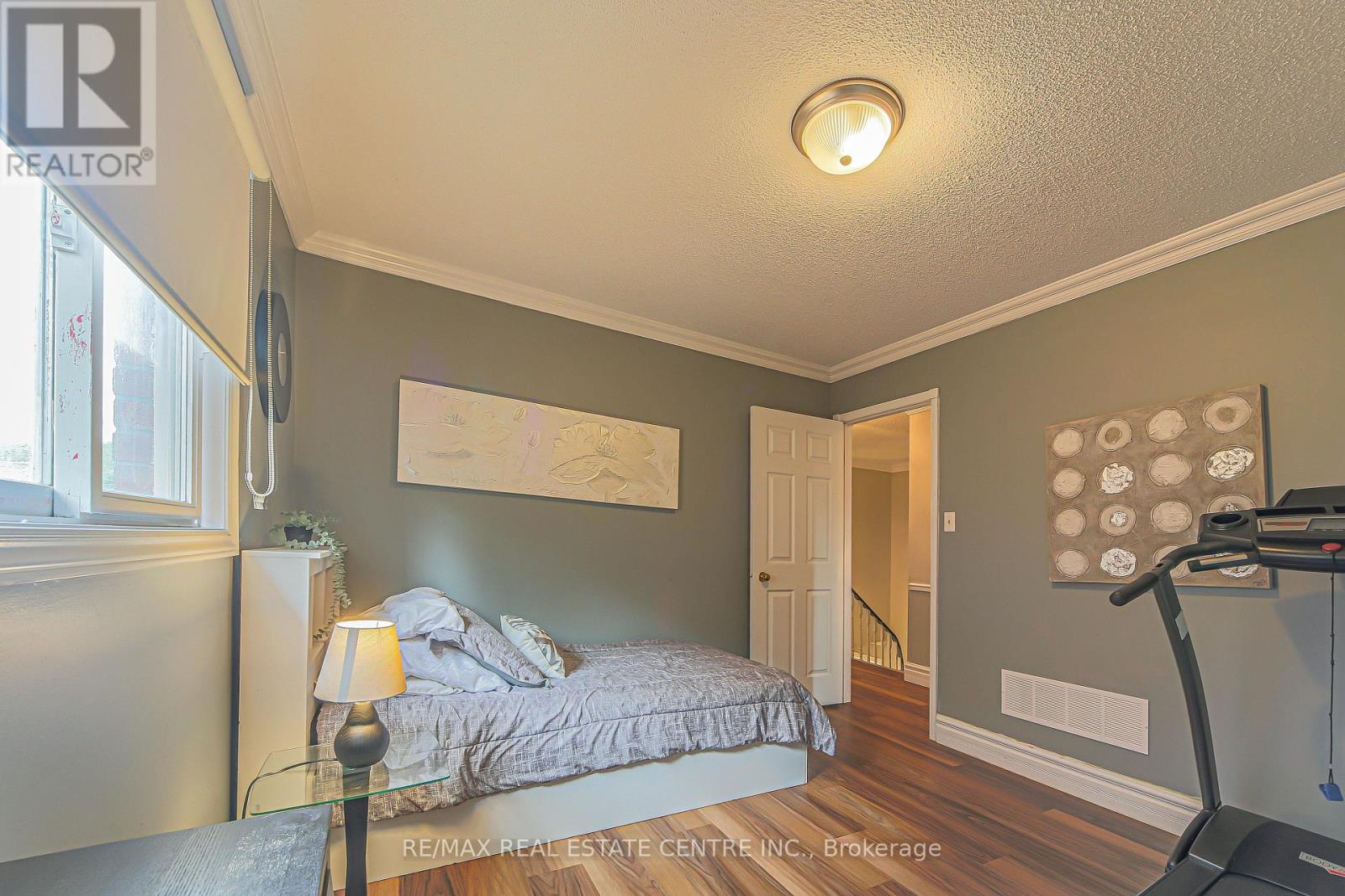 59 Lord Simcoe Drive, Brampton (Westgate), Ontario  L6S 5G7 - Photo 42 - W12176418