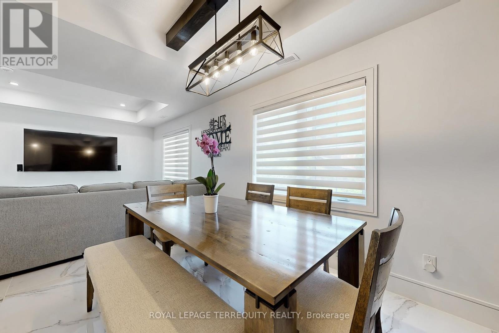 2 - 15 Forbes Avenue, Toronto, Ontario  M6M 0B5 - Photo 10 - W12176451