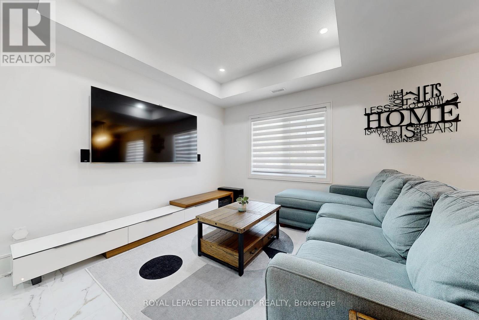 2 - 15 Forbes Avenue, Toronto, Ontario  M6M 0B5 - Photo 6 - W12176451