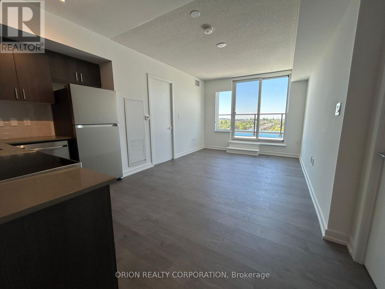 705 - 556 Marlee Avenue, Toronto, Ontario  M6B 0B1 - Photo 7 - W12176465