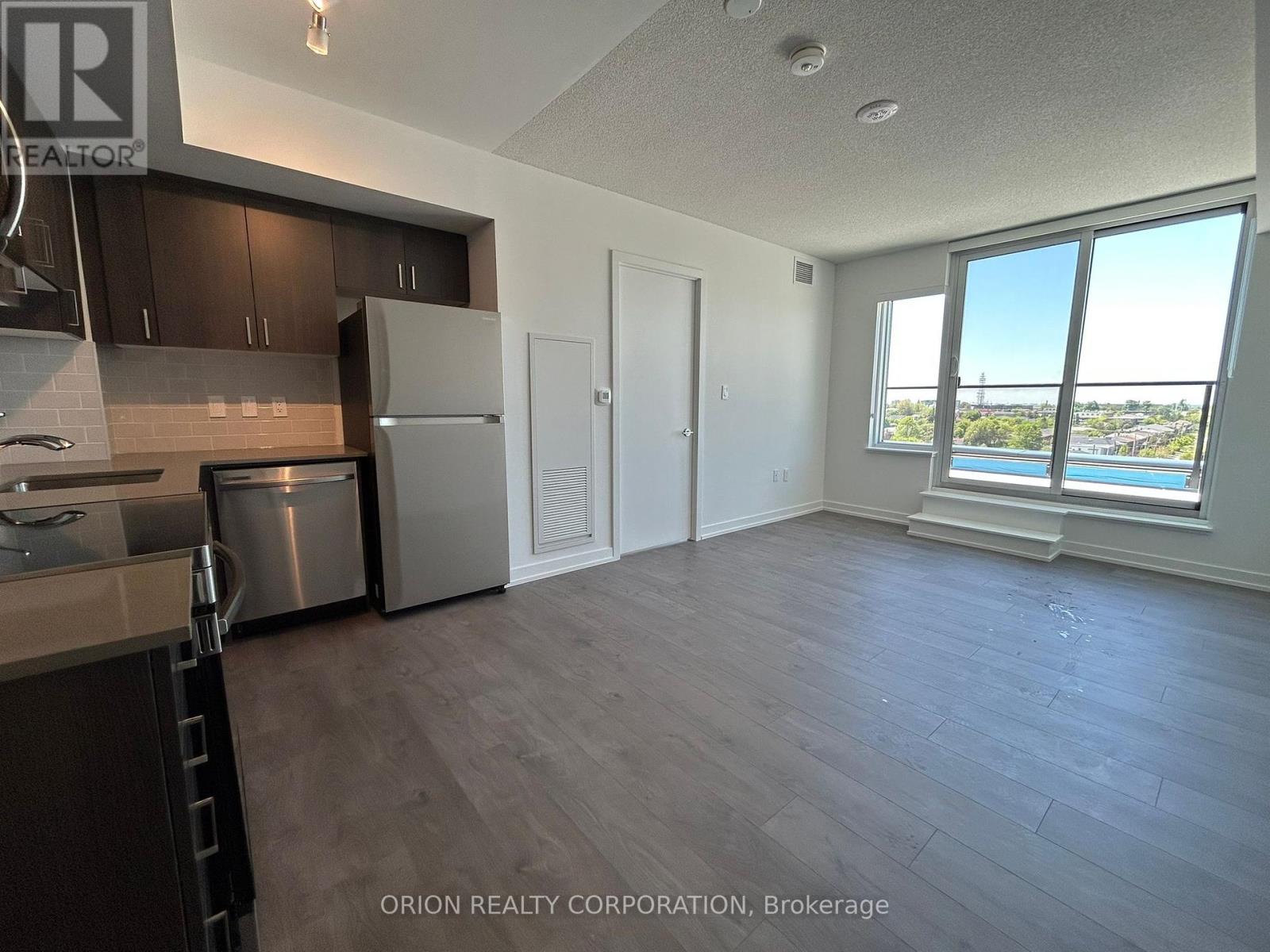 705 - 556 Marlee Avenue, Toronto, Ontario  M6B 0B1 - Photo 8 - W12176465