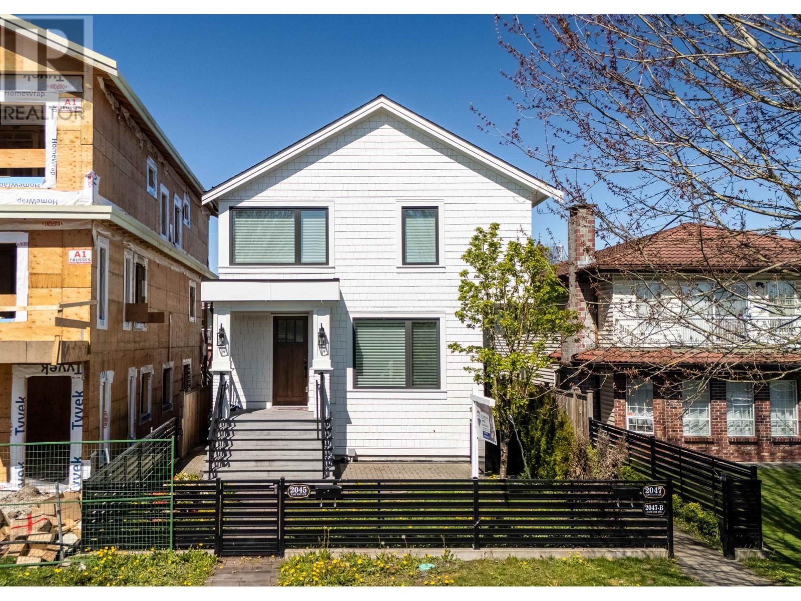 Property at 2047 E 51 AVENUE image 2
