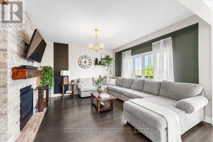 51 Richard Davies Crescent, Clarington, Ontario  L1C 0N9 - Photo 6 - E12176518