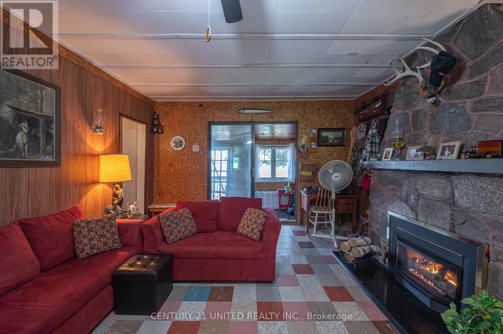 2418 Upper Chemung Drive, Selwyn, Ontario K0L 2H0 - Photo 10 - X12176502
