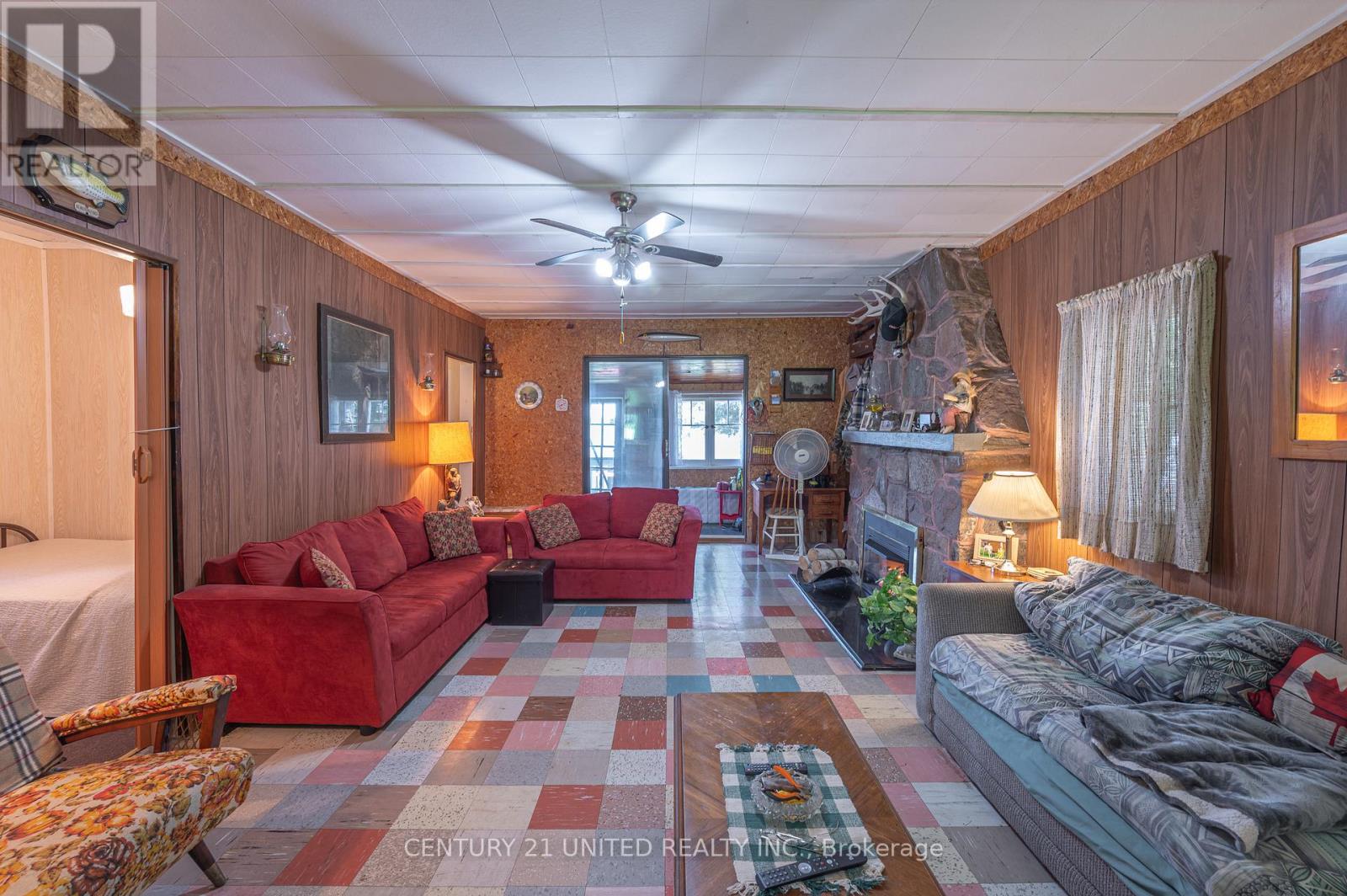 2418 Upper Chemung Drive, Selwyn, Ontario K0L 2H0 - Photo 8 - X12176502