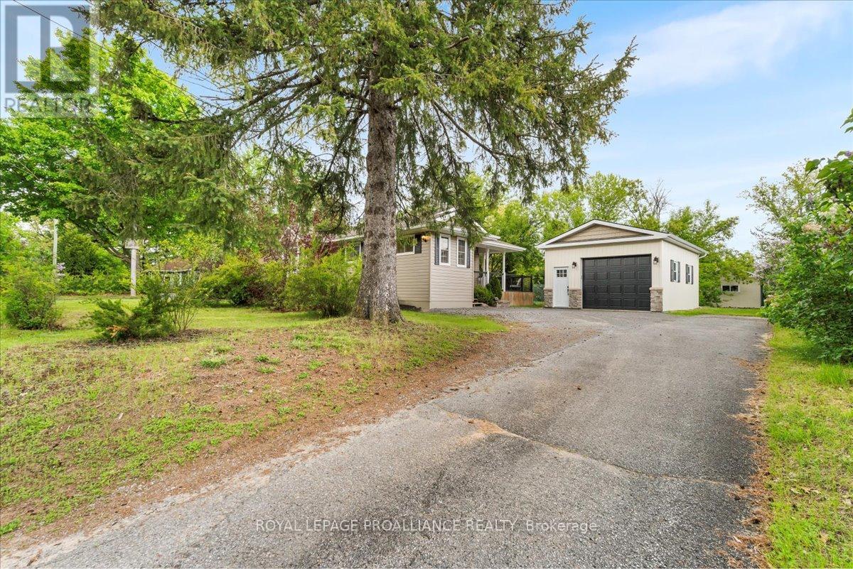 Property at 29 HELYER ROAD image 3