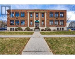 B UPPER - 109 DURAND STREET, Sarnia, Ontario