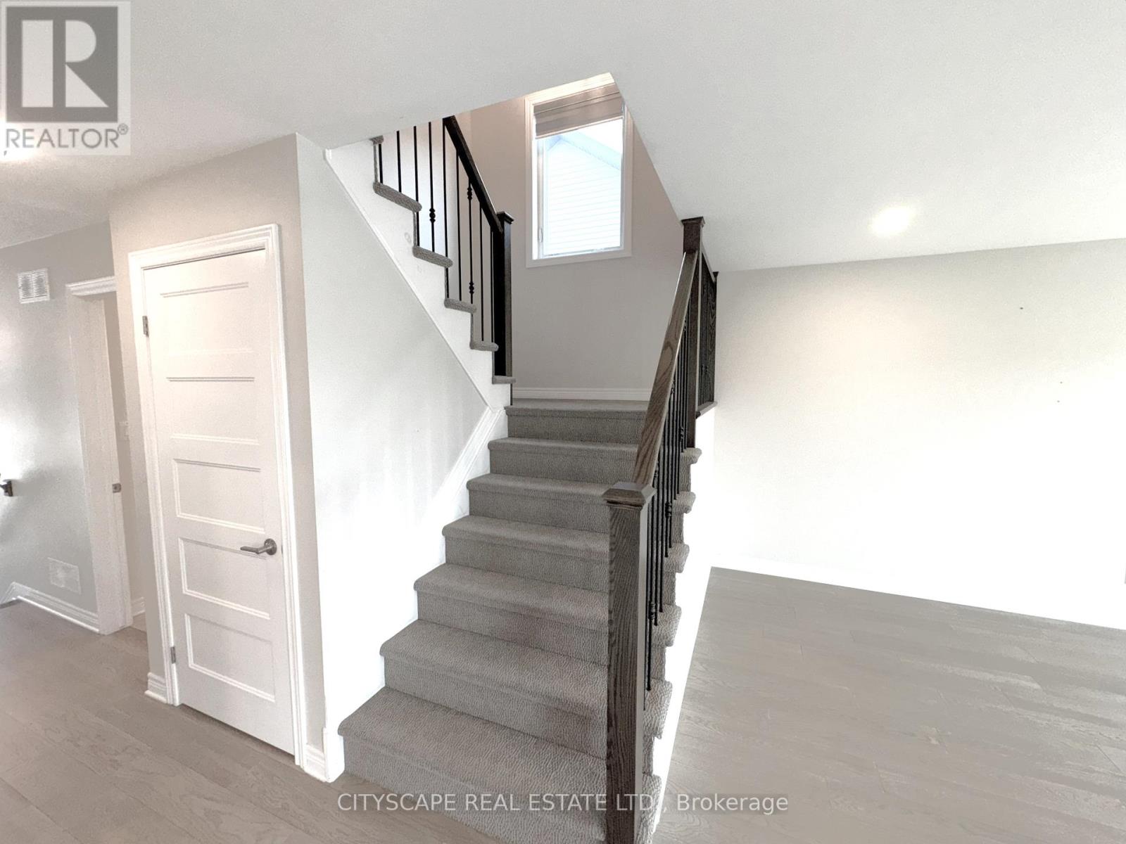 11 Hopkins Street, Thorold, Ontario  L2V 0E9 - Photo 14 - X12176171