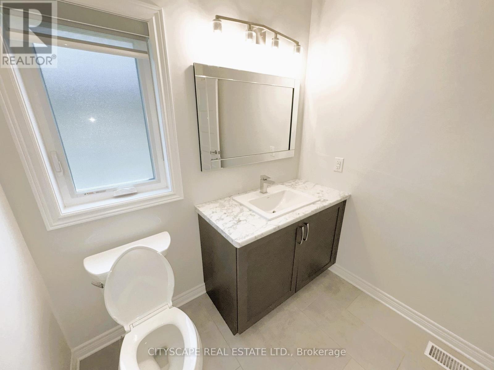11 Hopkins Street, Thorold, Ontario  L2V 0E9 - Photo 15 - X12176171