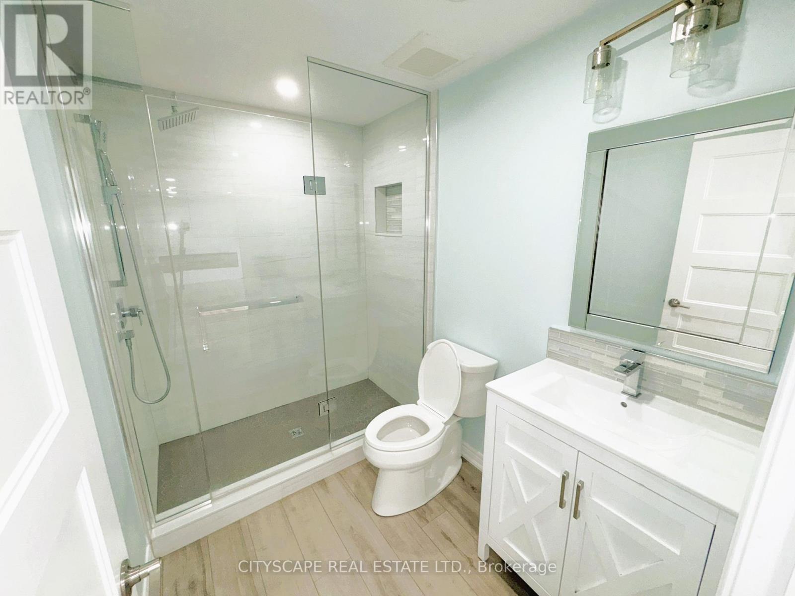11 Hopkins Street, Thorold, Ontario  L2V 0E9 - Photo 37 - X12176171