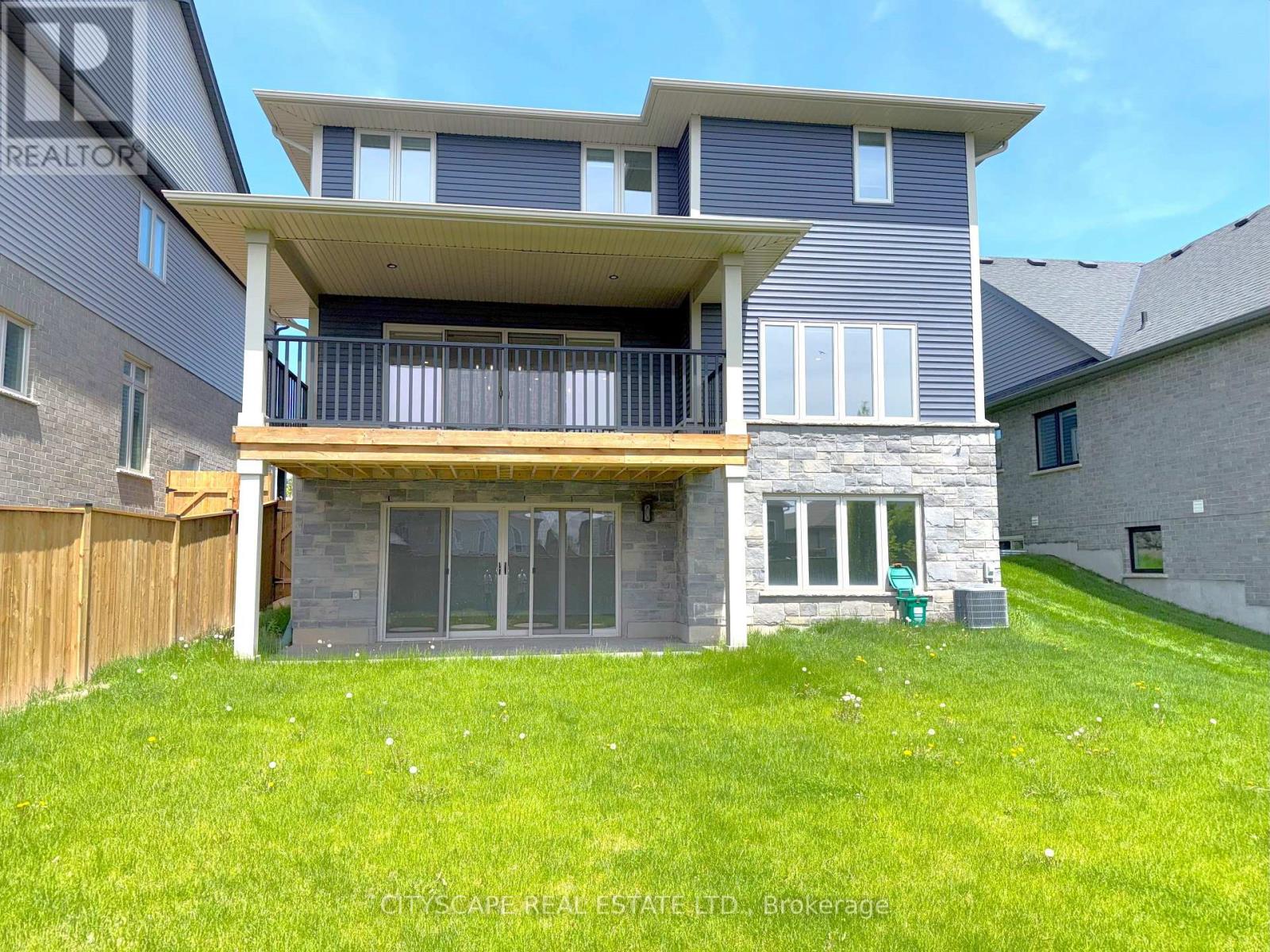11 Hopkins Street, Thorold, Ontario  L2V 0E9 - Photo 42 - X12176171