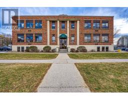 A UPPER - 109 DURAND STREET, Sarnia, Ontario
