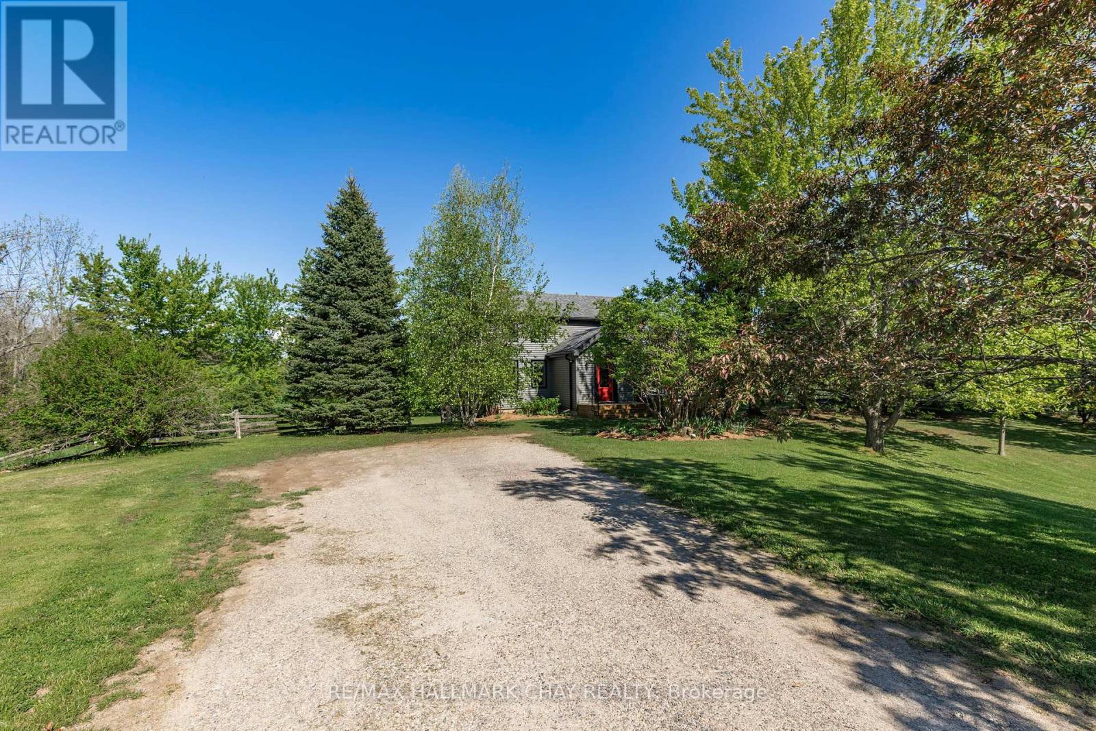 795167 Third Line Ehs Line, Mono, Ontario  L9W 5Y2 - Photo 2 - X12176358