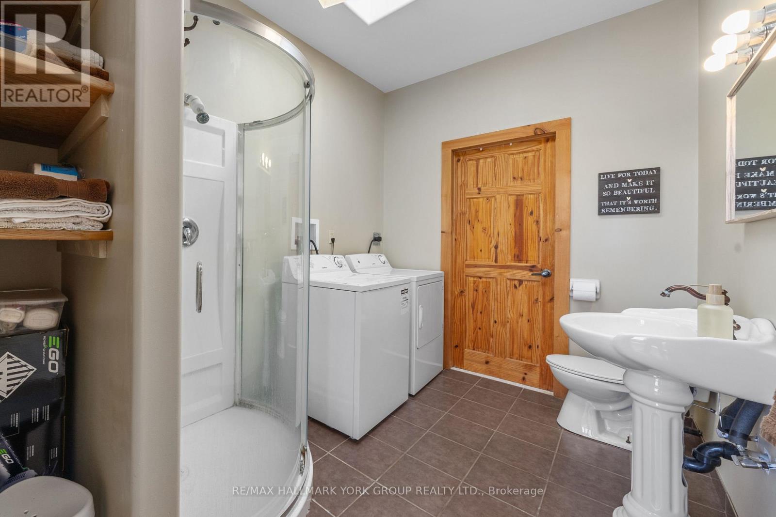 1375 Queensborough Road, Tweed, Ontario  K0K 2K0 - Photo 18 - X12176393