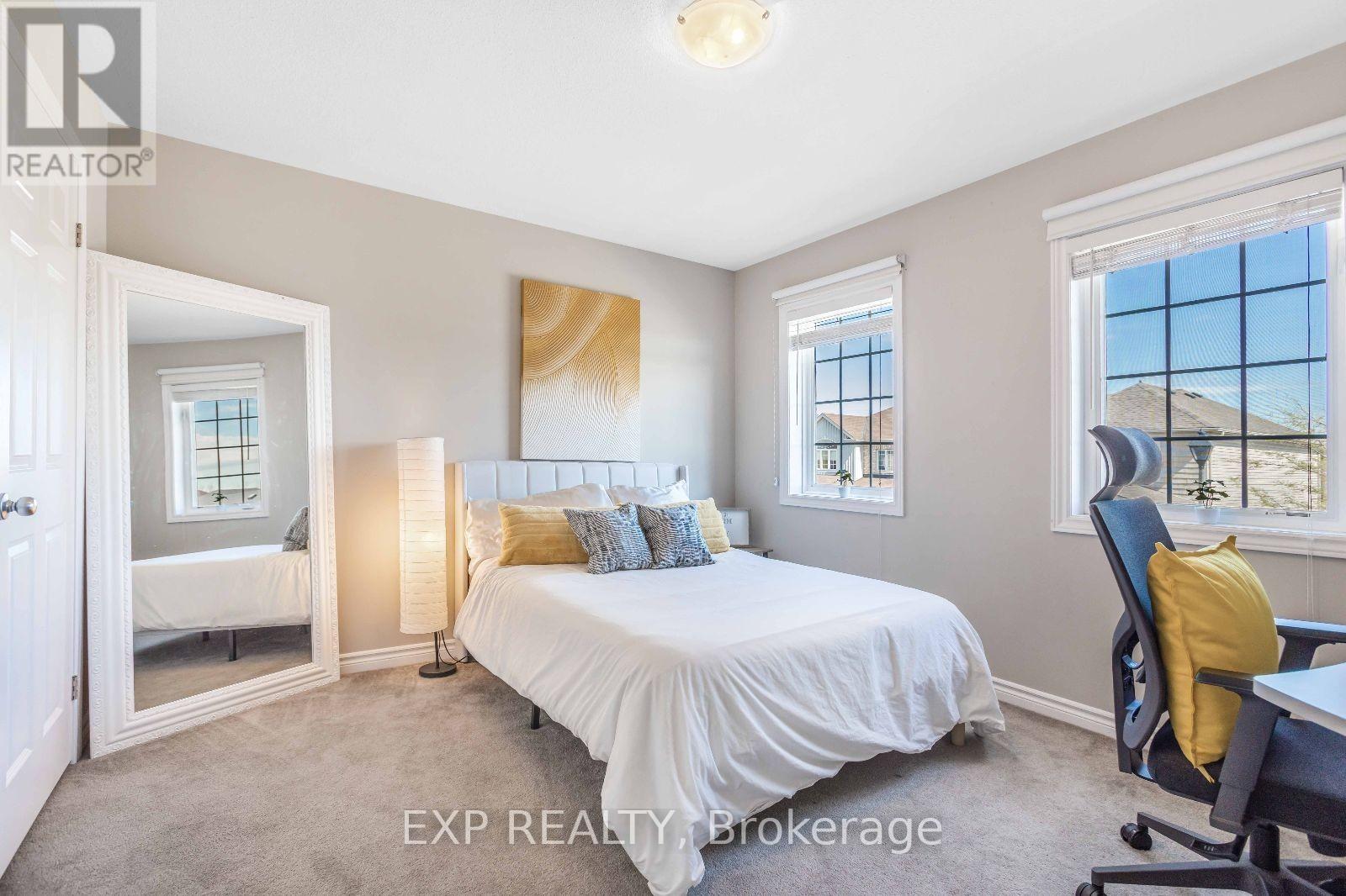 18 - 77 Avery Crescent, St. Catharines, Ontario  L2P 0E5 - Photo 23 - X12176457