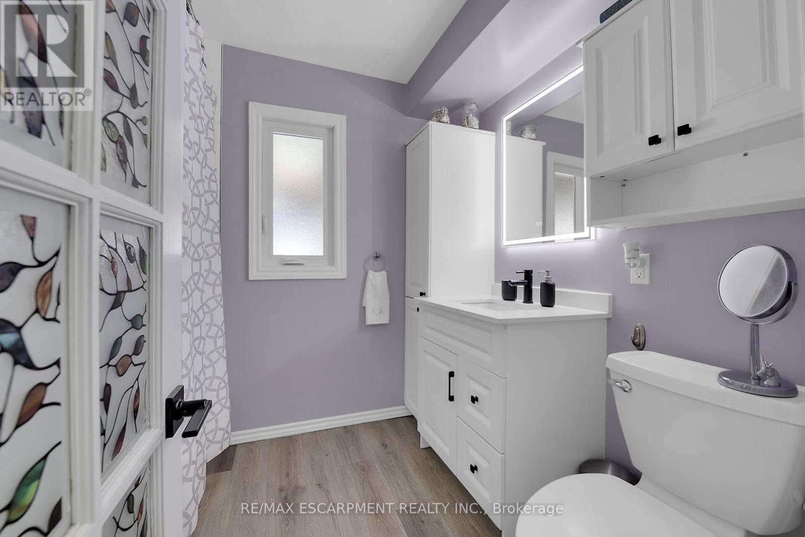88 Julian Avenue, Hamilton, Ontario  L8H 5R7 - Photo 17 - X12176494